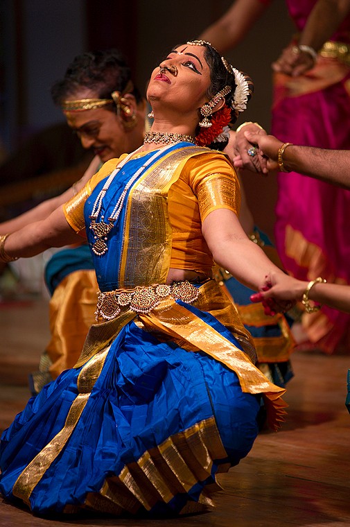 Madhava Pethi Murthy Group - Kuchipudi (Meenakshi Sundararajan Fine Arts Academy)